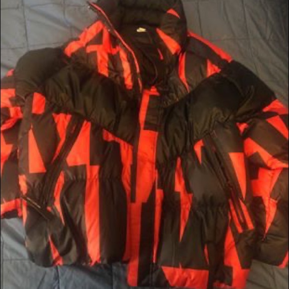 Nike Men’s Puff Jacket